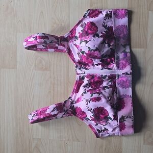 Shefit Ultimate Sports Bra in Floral Pink  size 1Luxe